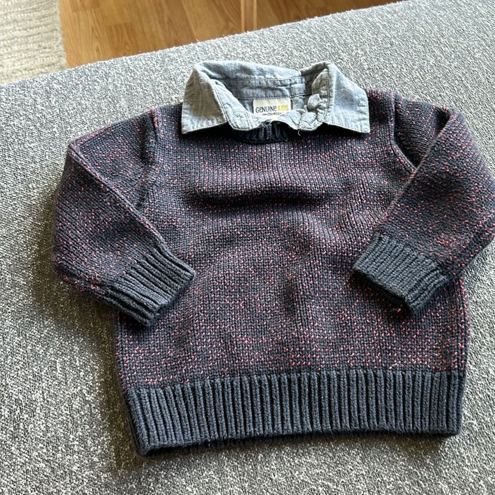 Genuine kids from Oshkosh sweater shirt size 2T​​